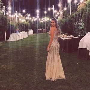 Meet your Posher, Isabella